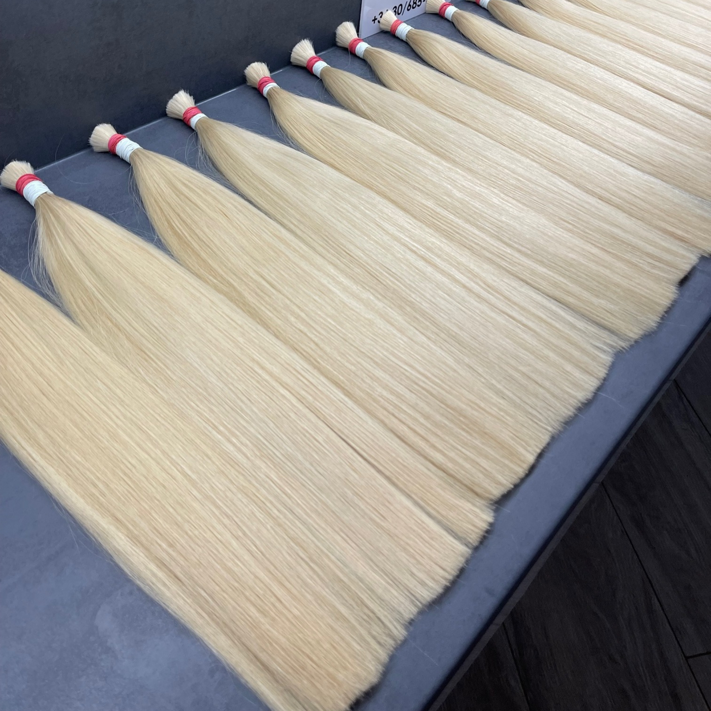 (10) Szőke keleti póthaj